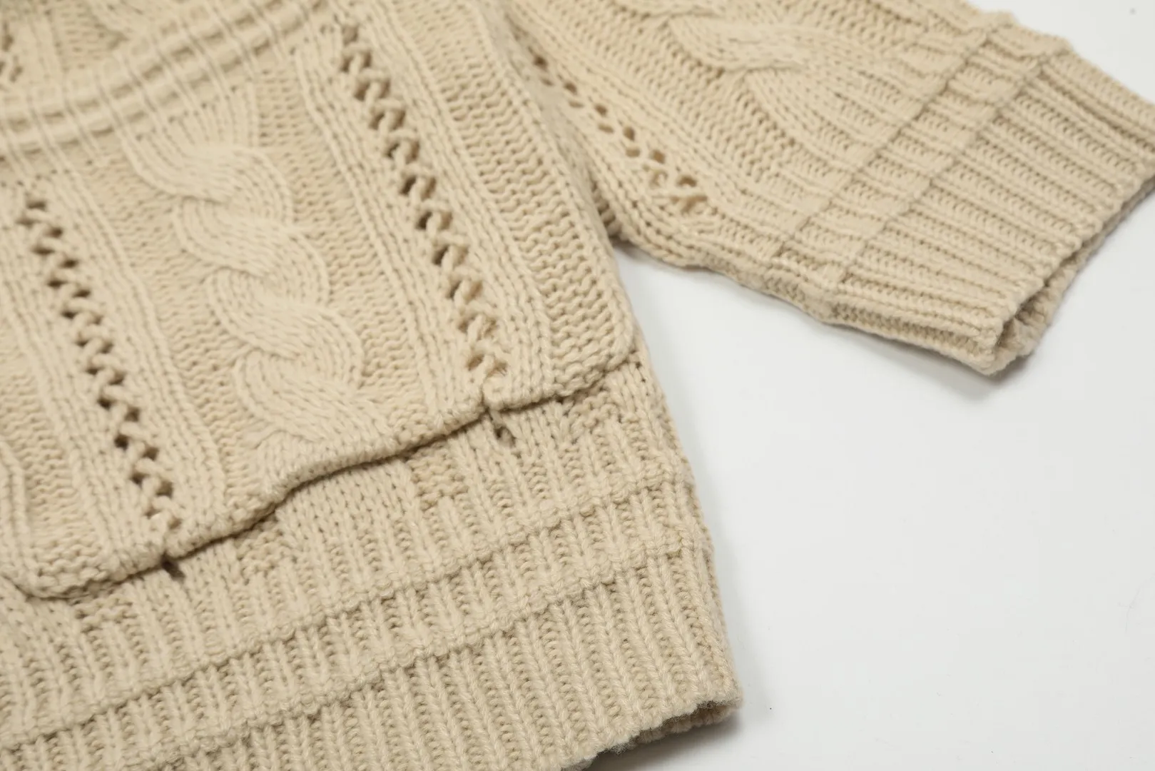 vivienne west wood West Queen Vivian Saturn New Retro "Unisex" Hollow Knitted Sweater Wool Cardigan 2024 Spring Latest Style Size: S -M- L Color: Apricot Black